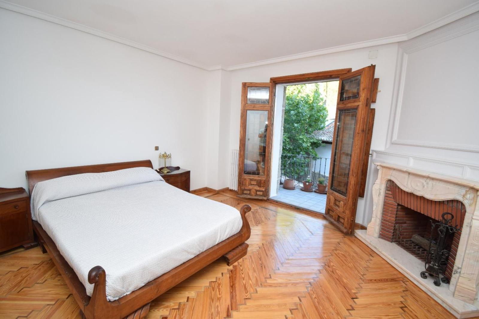 La Casona Imperial 2 Villa Galapagar Eksteriør bilde